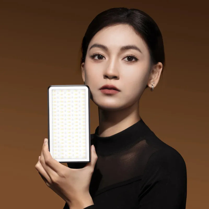 Ulanzi P40W Portable Video Light