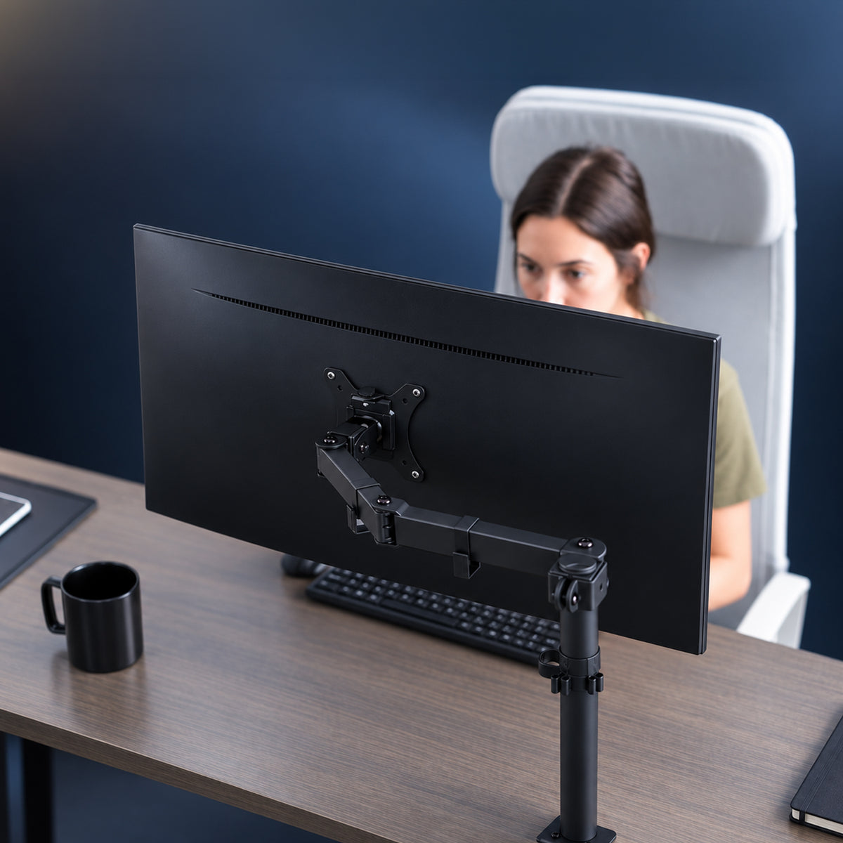 MS12 Monitor Arm, 17–32in, 2–10kg, VESA 75x75/100x100, Articulating Desk Mount